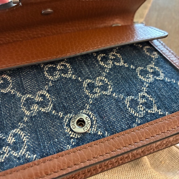 Gucci - Picture 4 of 8